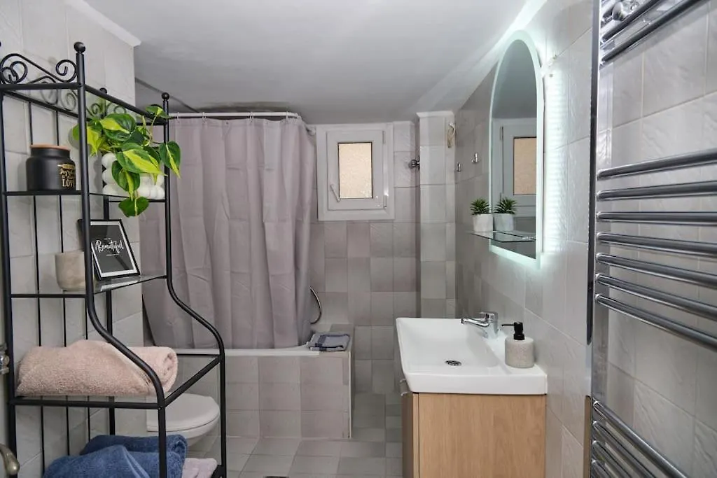 “The Elysian” City Center Apartment Thessaloniki